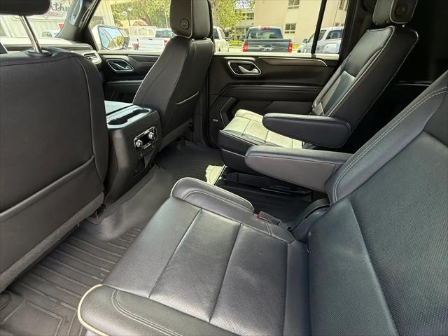2023 GMC Yukon XL 4WD SLT