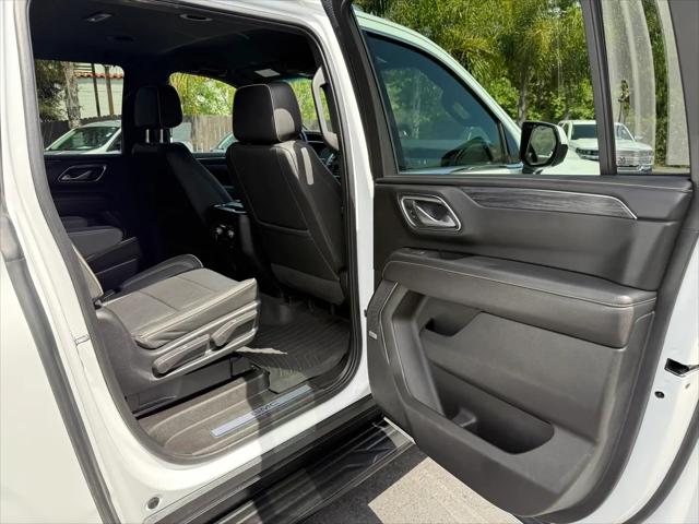 2023 GMC Yukon XL 4WD SLT