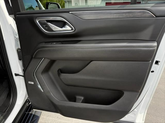 2023 GMC Yukon XL 4WD SLT