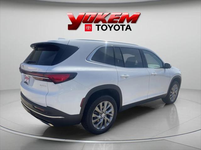 2025 Buick Enclave Preferred FWD