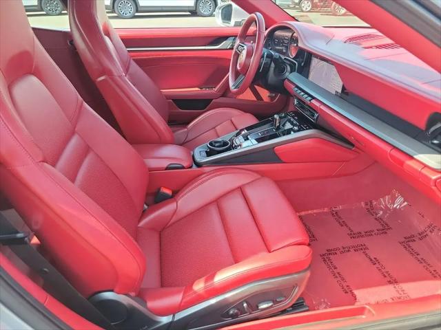 2021 Porsche 911 Carrera Cabriolet