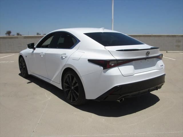 2025 Lexus IS 300 F SPORT Design