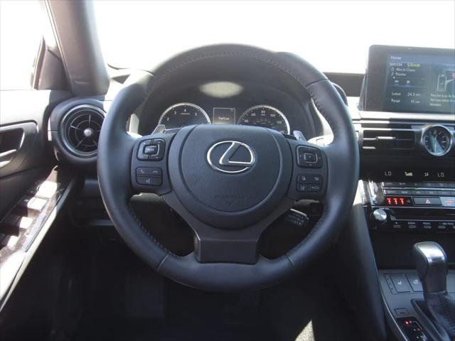2025 Lexus IS 300 F SPORT Design