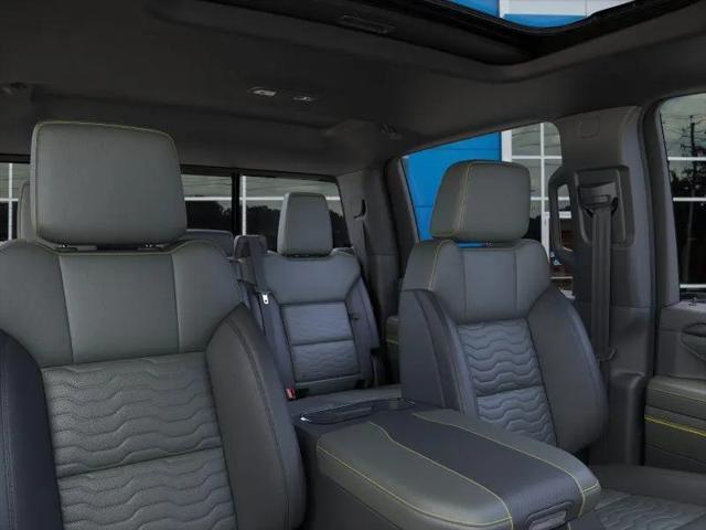2026 Chevrolet Silverado 2500HD Crew Cab, Standard Bed, XR2, 4WD