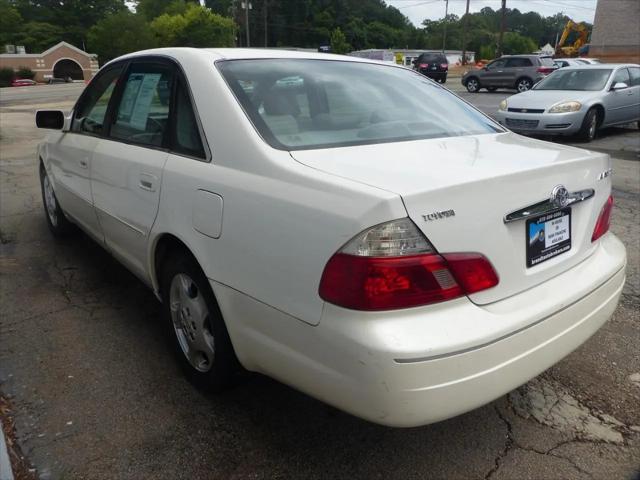 2004 Toyota Avalon XL