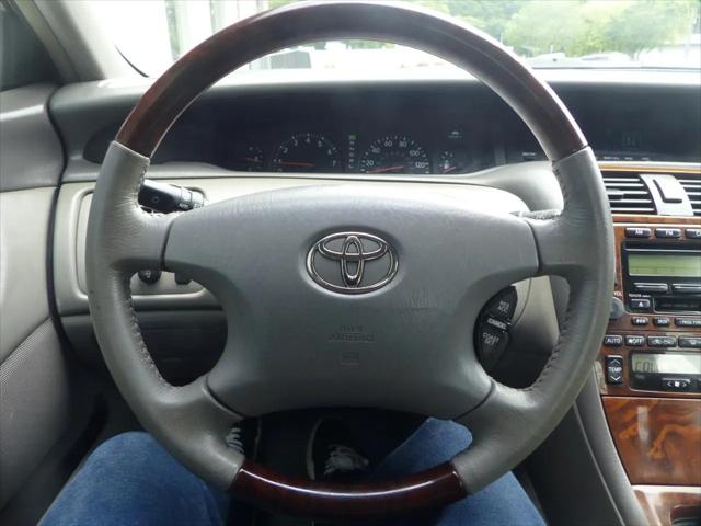 2004 Toyota Avalon XL