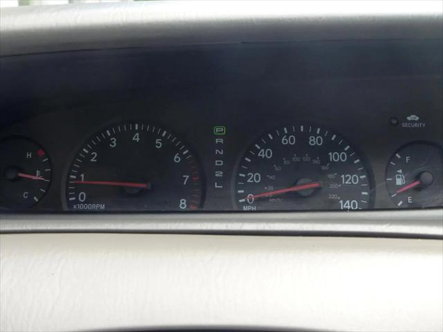2004 Toyota Avalon XL