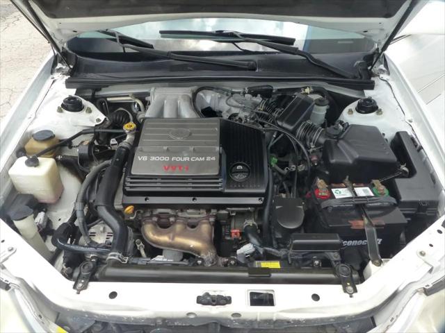2004 Toyota Avalon XL
