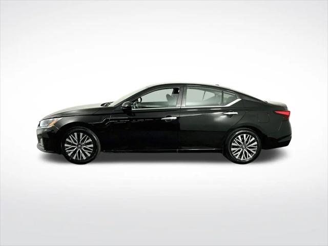 2023 Nissan Altima SV FWD