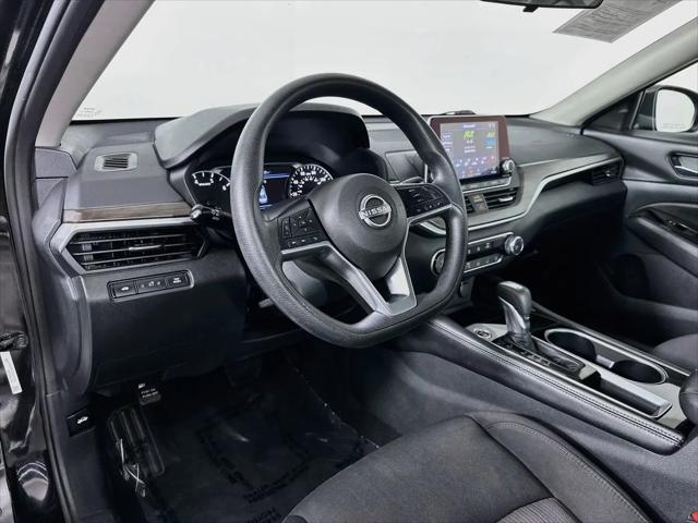 2023 Nissan Altima SV FWD