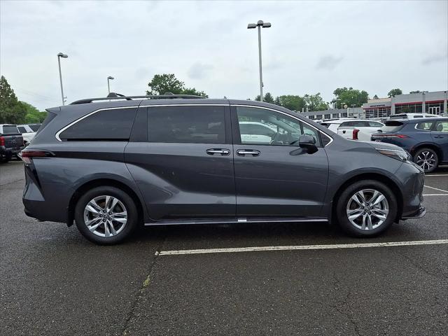 2025 Toyota Sienna XLE