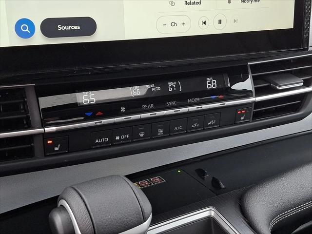 2025 Toyota Sienna XLE