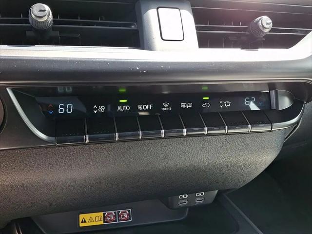 2026 Lexus 300 Premium AWD