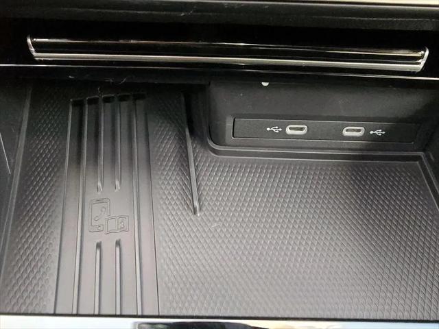 2026 Volkswagen Atlas Cross Sport SEL Premium R-Line