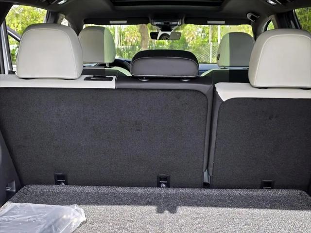 2026 Volkswagen Atlas Cross Sport SEL Premium R-Line