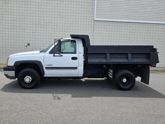 2004 Chevrolet Silverado 3500 Work Truck