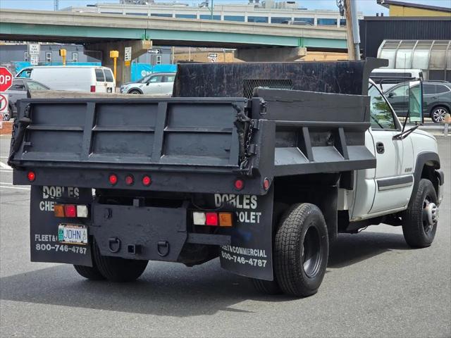 2004 Chevrolet Silverado 3500 Work Truck