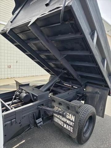 2004 Chevrolet Silverado 3500 Work Truck