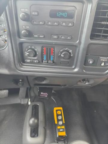 2004 Chevrolet Silverado 3500 Work Truck