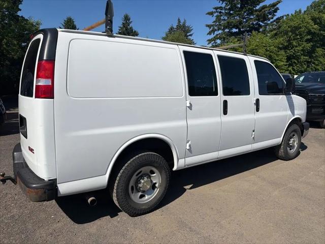 2016 GMC Savana 2500 1WT