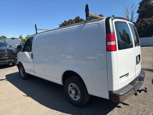 2016 GMC Savana 2500 1WT