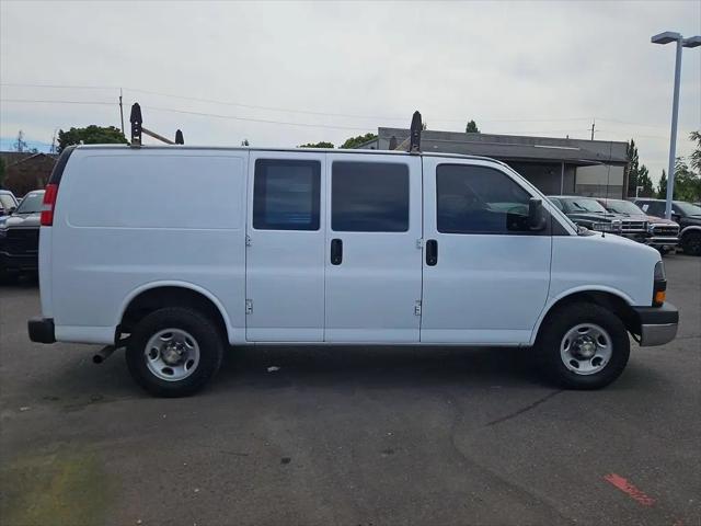 2016 GMC Savana 2500 1WT