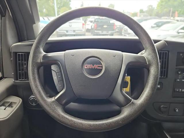 2016 GMC Savana 2500 1WT