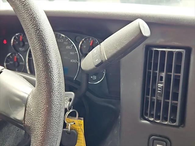 2016 GMC Savana 2500 1WT