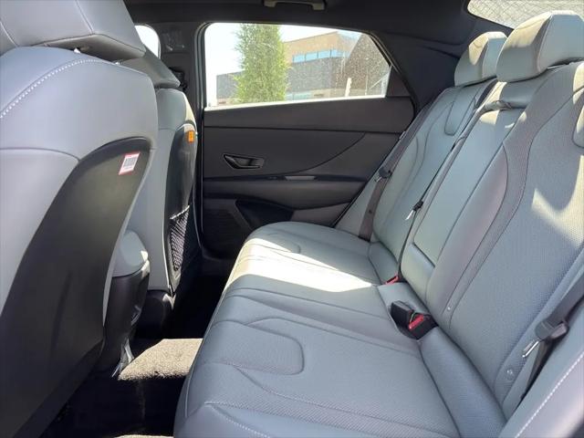 2025 Hyundai Elantra Hybrid Limited