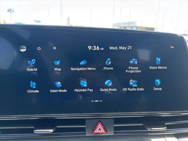 2025 Hyundai Elantra Hybrid Limited