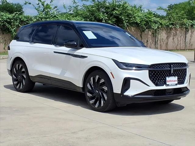 2024 Lincoln Nautilus Reserve