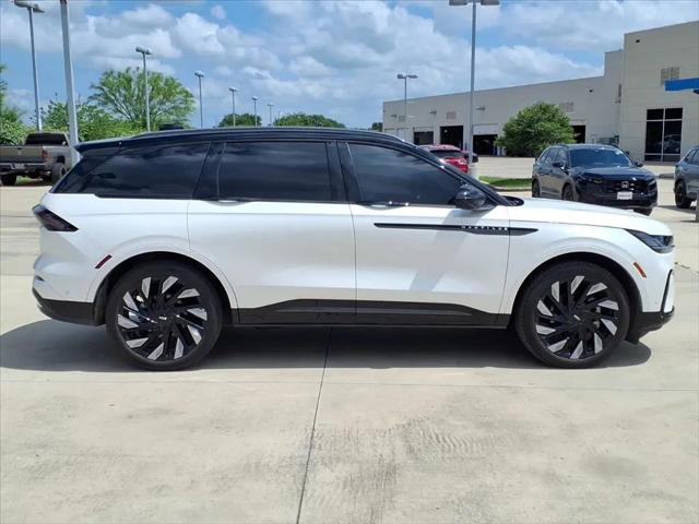 2024 Lincoln Nautilus Reserve
