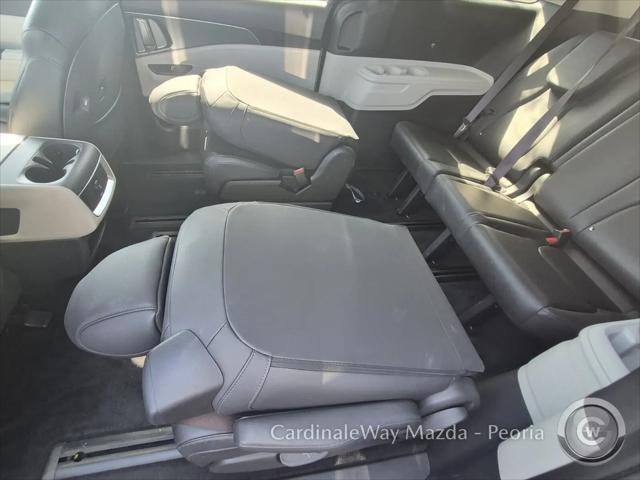 2024 Kia Carnival MPV LX Seat Package