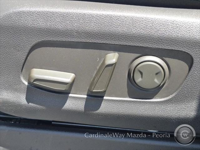 2024 Kia Carnival MPV LX Seat Package