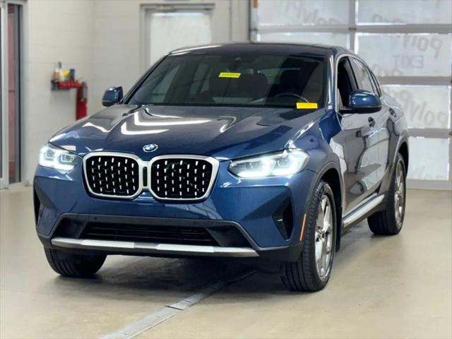 2022 BMW X4 xDrive30i