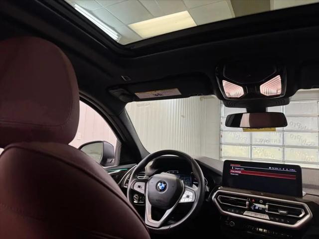 2022 BMW X4 xDrive30i