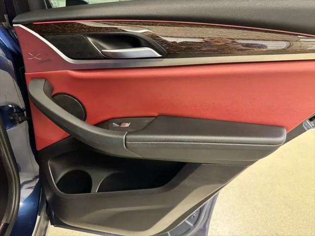2022 BMW X4 xDrive30i