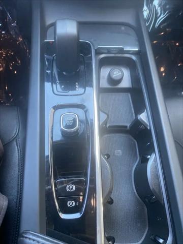 2024 Volvo S60 B5 Core Dark Theme