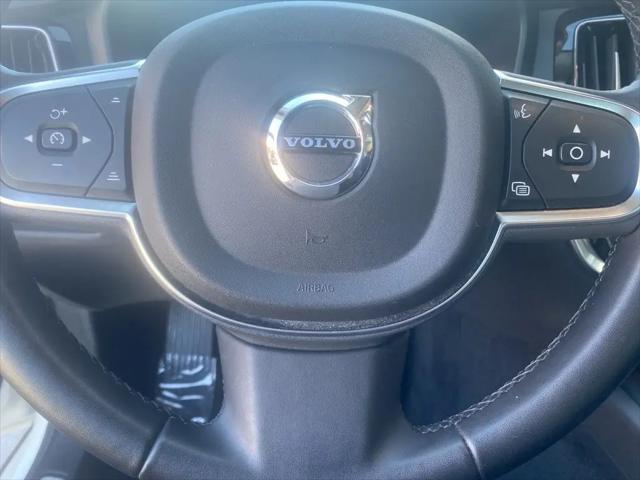 2024 Volvo S60 B5 Core Dark Theme