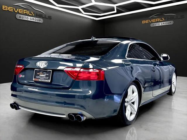 2009 Audi S5 Standard
