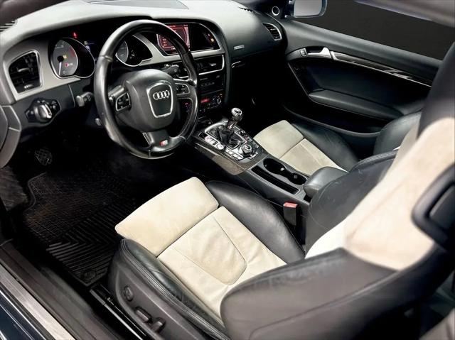 2009 Audi S5 Standard