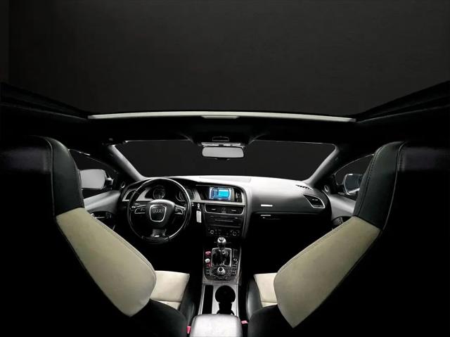 2009 Audi S5 Standard