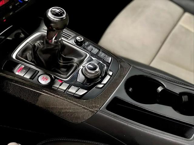 2009 Audi S5 Standard