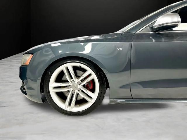 2009 Audi S5 Standard