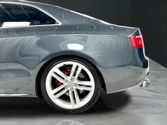 2009 Audi S5 Standard