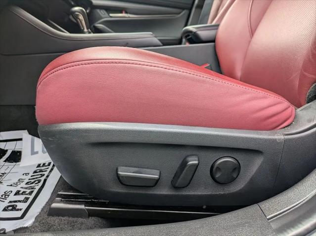 2025 Mazda Mazda3 2.5 S Carbon Edition