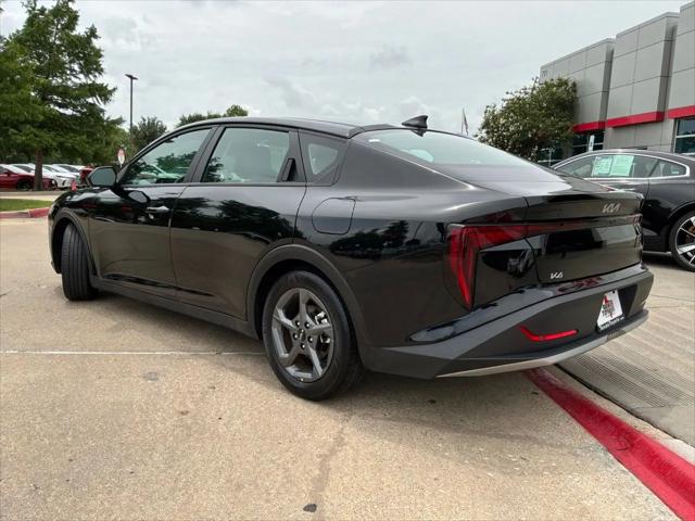 2025 Kia K4 LXS