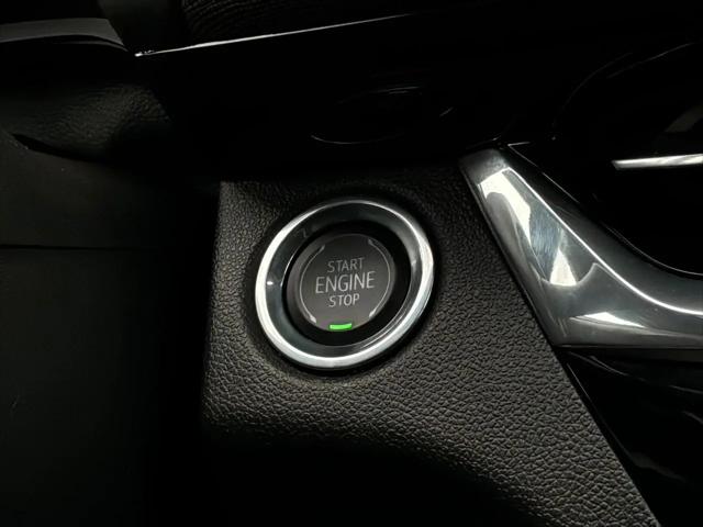 2025 Buick NV Sport Touring FWD