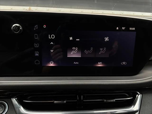 2025 Buick NV Sport Touring FWD