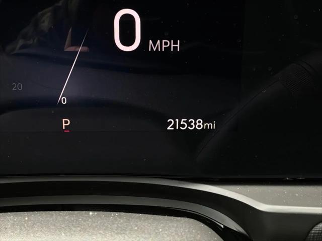 2025 Buick NV Sport Touring FWD